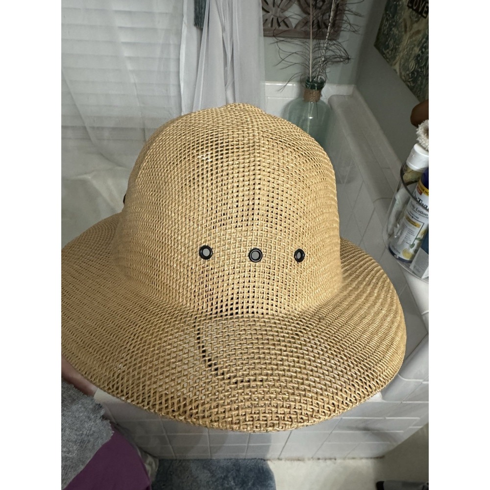 Vintage Safari Hats‎